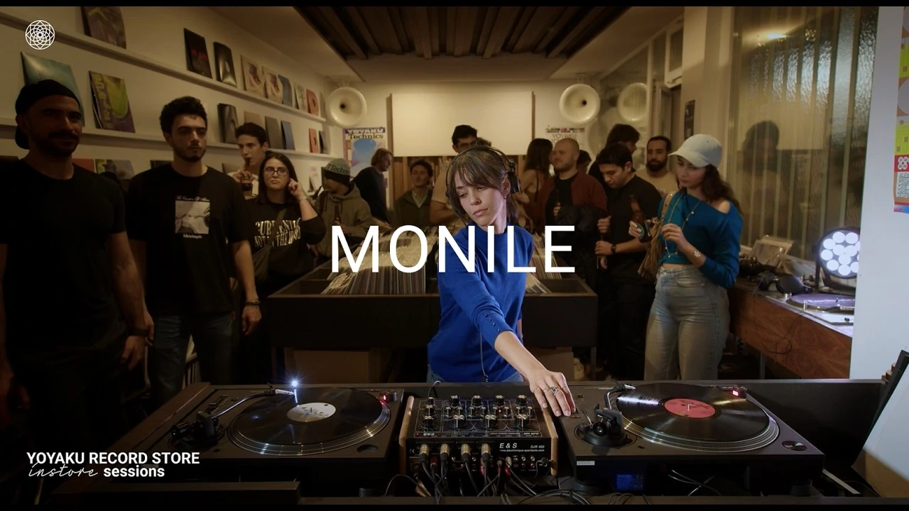 Yoyaku Instore Session with Monile